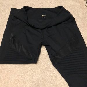EUC Zella moto leggings